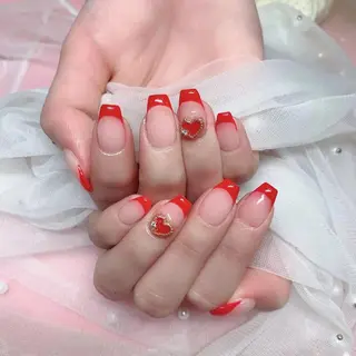 ネイル H1 ネイル サロンのネイルデザイン