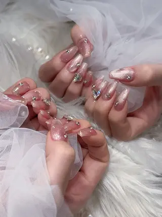 ネイル MADIA所属・momo .のネイルデザイン