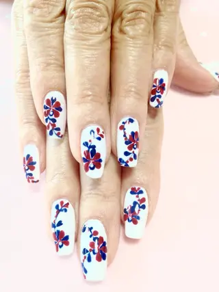 ネイル 出川 ゆりのネイルデザイン