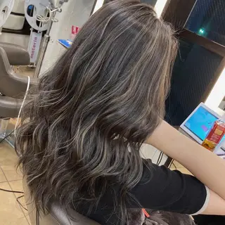 ロング lien ヒジリのヘアスタイル