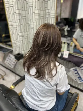 セミロング カラー 飯富 信二のヘアスタイル