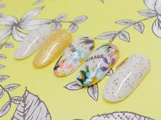 ネイル ティーエヌ 金山駅東口店のネイルデザイン