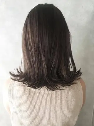 セミロング FERIAあべの KARINのヘアスタイル