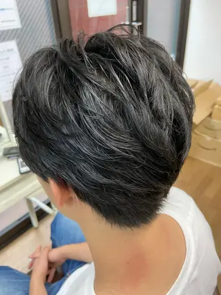 ショート メンズ カットパーマ✂️ 小坂田玲亜のヘアスタイル