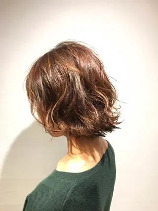 ミディアム BIANCO北堀江 AKANEのヘアスタイル