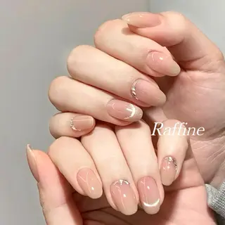 ネイル RAFFINE haru🦋🩵のネイルデザイン
