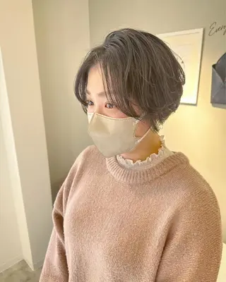 ショート 荒木 ひろかのヘアスタイル