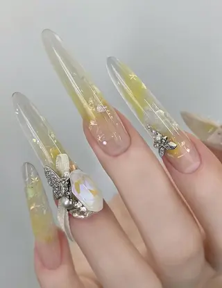 ネイル りあん 💗のネイルデザイン
