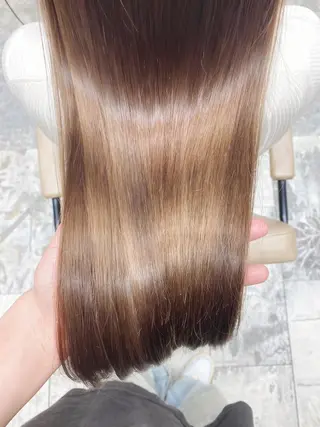 カラー 新宿/レイヤー 顔周りカット溝手優太のヘアスタイル