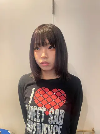 ショート カラー RIN／韓国ヘア レイヤーカットのヘアスタイル