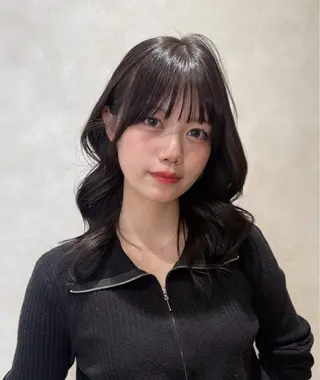 ミディアム AVANCE. JAPAN DESIGNERS ACADEMY所属・峯本 つばめ（9月限定）のヘアスタイル
