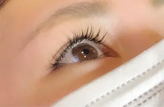 マツエク・マツパ nuna池袋 mokaのマツエク・マツパデザイン