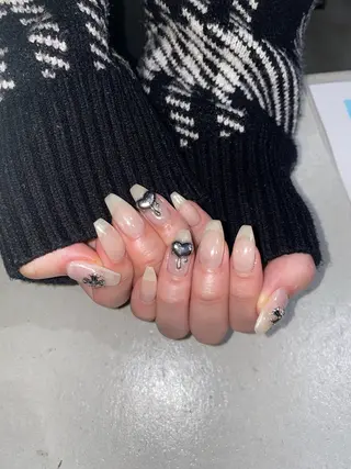 ネイル Airis所属・Airis aiのネイルデザイン