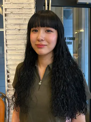 ロング パーマ ✨艶ブリーチカラー✨ 酸性ストレート光太郎のヘアスタイル