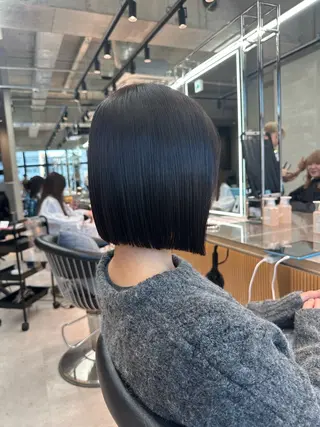 ショート Lond Mirror所属・けいし　メンズカット ボブカットのヘアスタイル