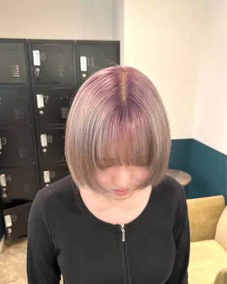 ショート カラー 聖斗 /ハイトーン/パーマのヘアスタイル