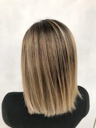 ミディアム EIGHT 船橋のヘアスタイル