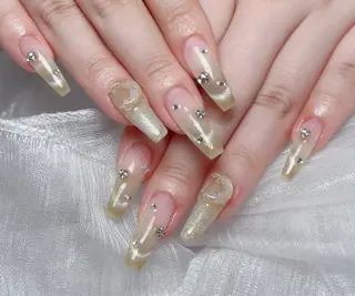 ネイル マギー ネイル🦋のネイルデザイン