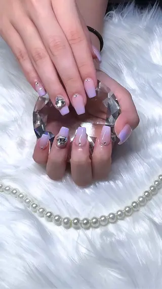 ネイル Kobayashi Komugiのネイルデザイン