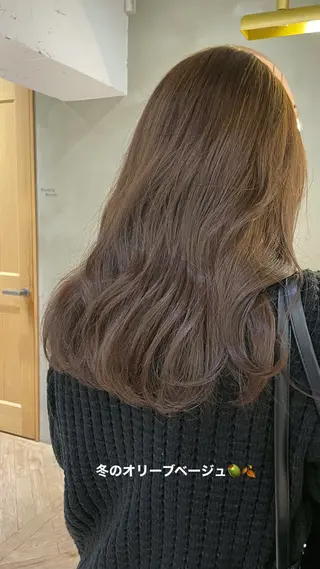 ロング カラー LOREN/ miuのヘアスタイル