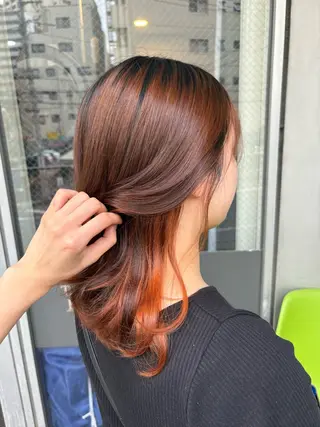 カラー 斉木 彩のヘアスタイル