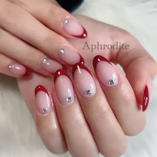 ネイル Aphrodite パラジェル認定サロンのネイルデザイン