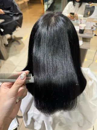 ミディアム 髪質改善& 質感再生カラー専門のヘアスタイル