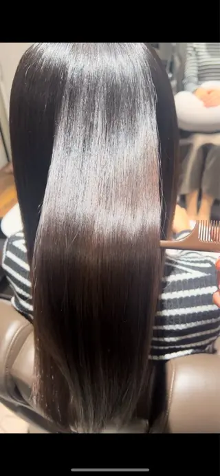 ロング スパニスト おおつかちなつのヘアスタイル