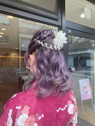 ヘアアレンジ 美容室FaB千葉店所属・千葉ハイトーンカラー KASUMIのヘアスタイル