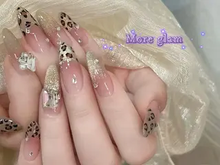 ネイル More Glam 池袋東口店のネイルデザイン