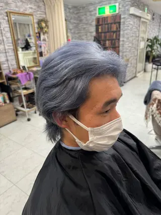 ショート 土屋朱理/ ハイトーンカラーのヘアスタイル