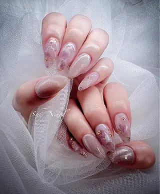 ネイル She_nail所属・ELSA_ Bellaのネイルデザイン