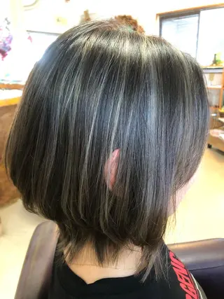 ミディアム カラー 嘉手納美容室 ルアナエヴァのマツエク・マツパデザイン