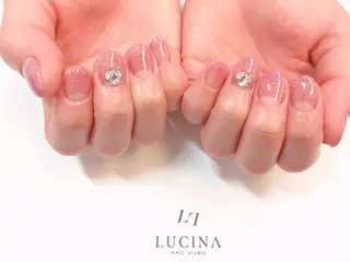 ネイル 新橋 ルキナ スタッフのネイルデザイン