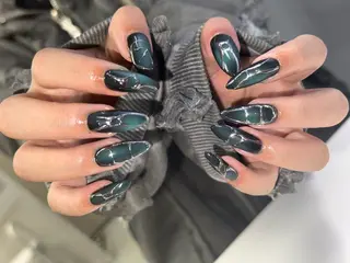 ネイル Nail Salon L'arc所属・💊大阪/心斎橋 moni🧠のネイルデザイン