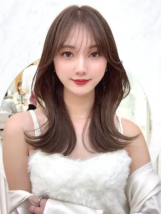 ミディアム レイヤーカット/ 顔まわり/アオイのヘアスタイル