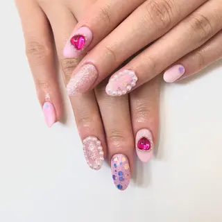 ネイル Minami 🍓のネイルデザイン