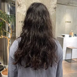 ロング パーマ フクシマ ココのヘアスタイル