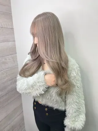 セミロング LOCO Ko-kiのヘアスタイル