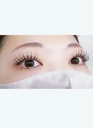 マツエク・マツパ FLY NAIL&Eyelash Salon 梅田店所属・YUKI FUKUMARUのマツエク・マツパデザイン