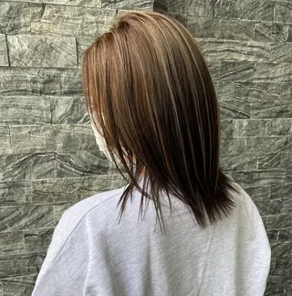 ミディアム 藤田 和輝のヘアスタイル