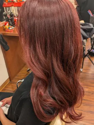 ロング カラー fuwat所属・秋葉原でカラーする なら🐉ちぇーたんのヘアスタイル