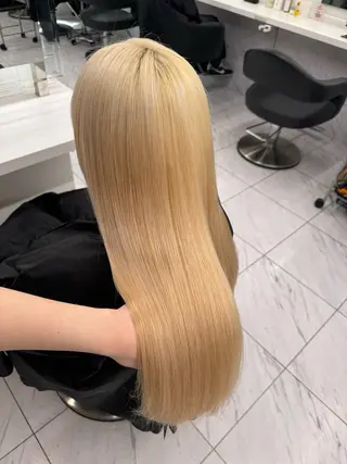 ロング カラー ヘアアレンジ flammeum所属・ハイトーン/ボブ /misakiのヘアスタイル