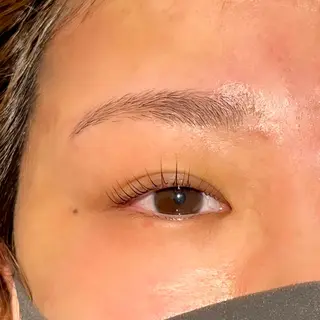 マツエク・マツパ アイブロウ MODEk's TESORO柿崎流依のマツエク・マツパデザイン