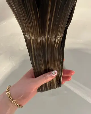 カラー films所属・AYA/films 韓国/レイヤー／ボブのヘアスタイル