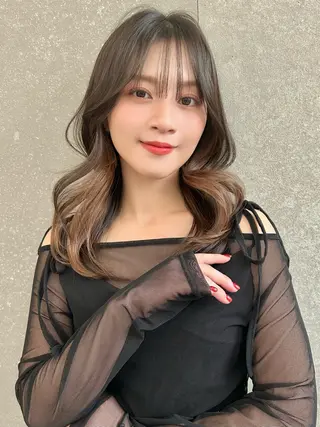 セミロング カラー メンズ 韓国レイヤー 店長　渡部晃輝のヘアスタイル