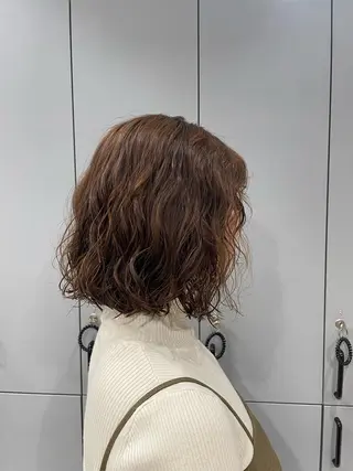 ミディアム パーマ 山本 佳奈のヘアスタイル