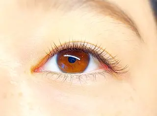 マツエク・マツパ U_la所属・U_la [ウーラ] 片岡の眉毛・アイブロウイメージ