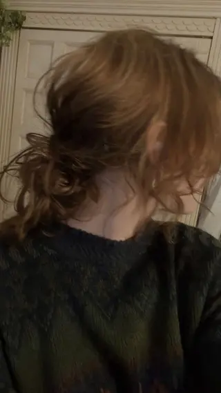 セミロング カラー Yuna/ ブリーチ ベージュのヘアスタイル