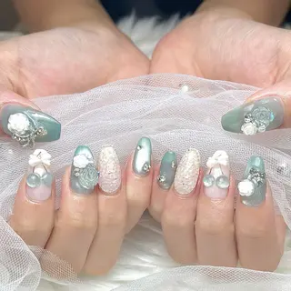 ネイル 児玉 茉緒のネイルデザイン